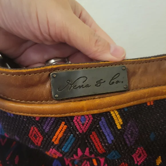Nena & Co. Authentic Guatemala Satchel, Woven & Leather w/Dust Bag - Picture 3 of 10